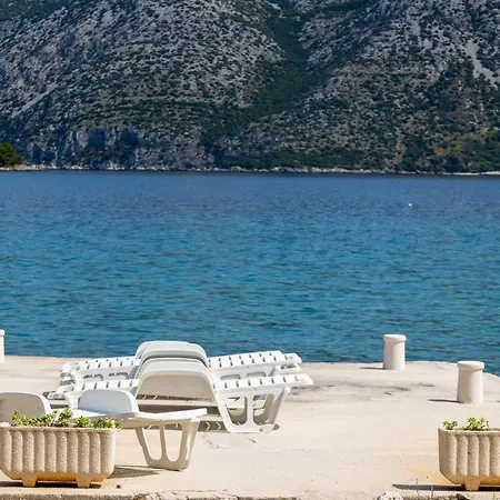 Apartman Seafront Pupnat